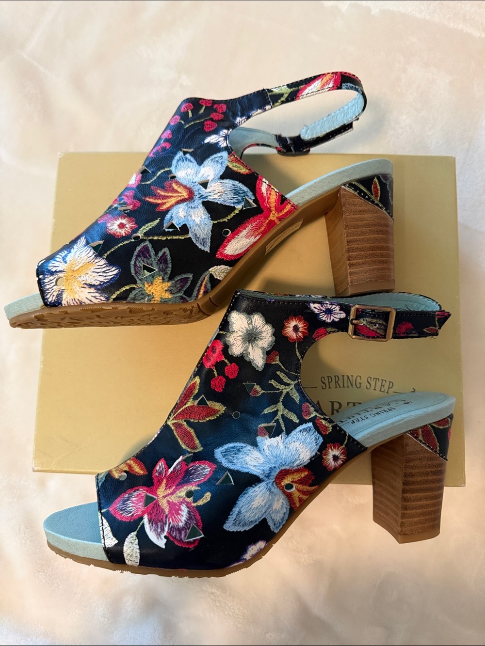 L'ATISTE Navy Floral Embroidered Slingback Block Heels